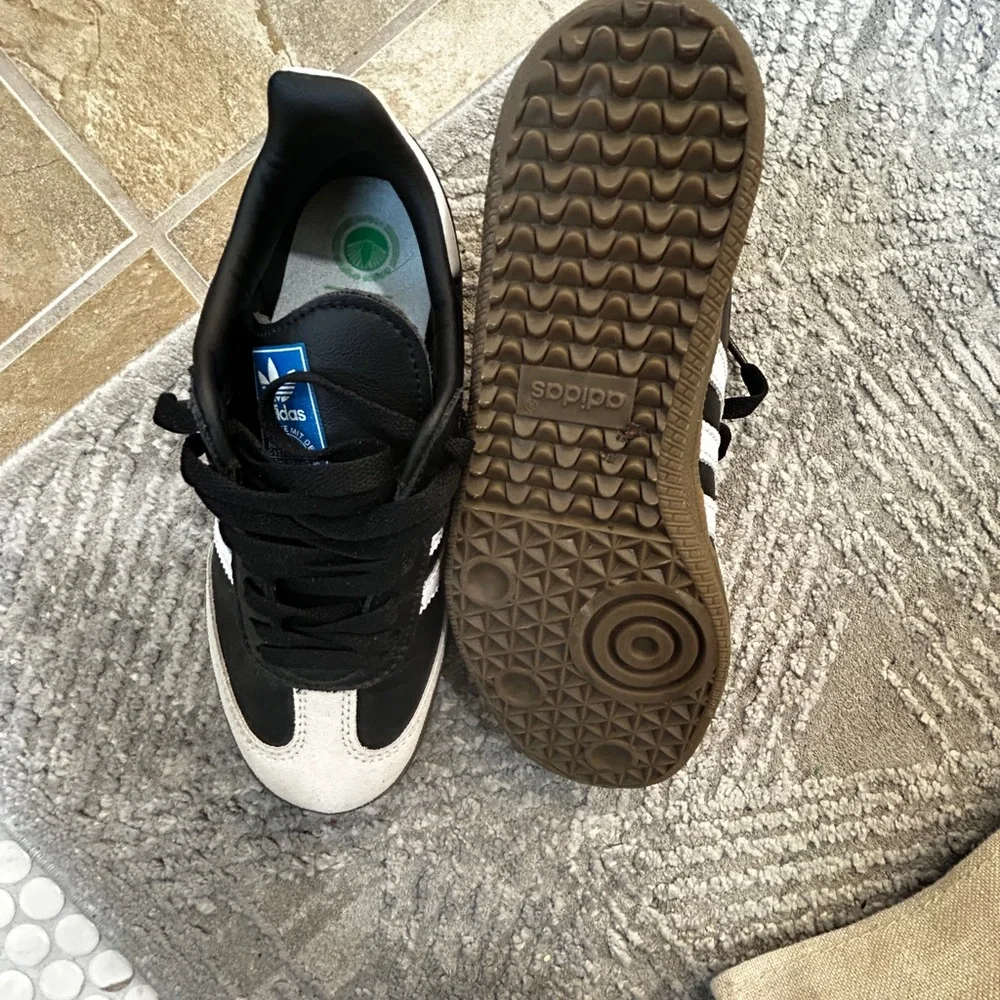 adidas Black & White Samba Sneakers with Gum Sole - Picture 9 of 13